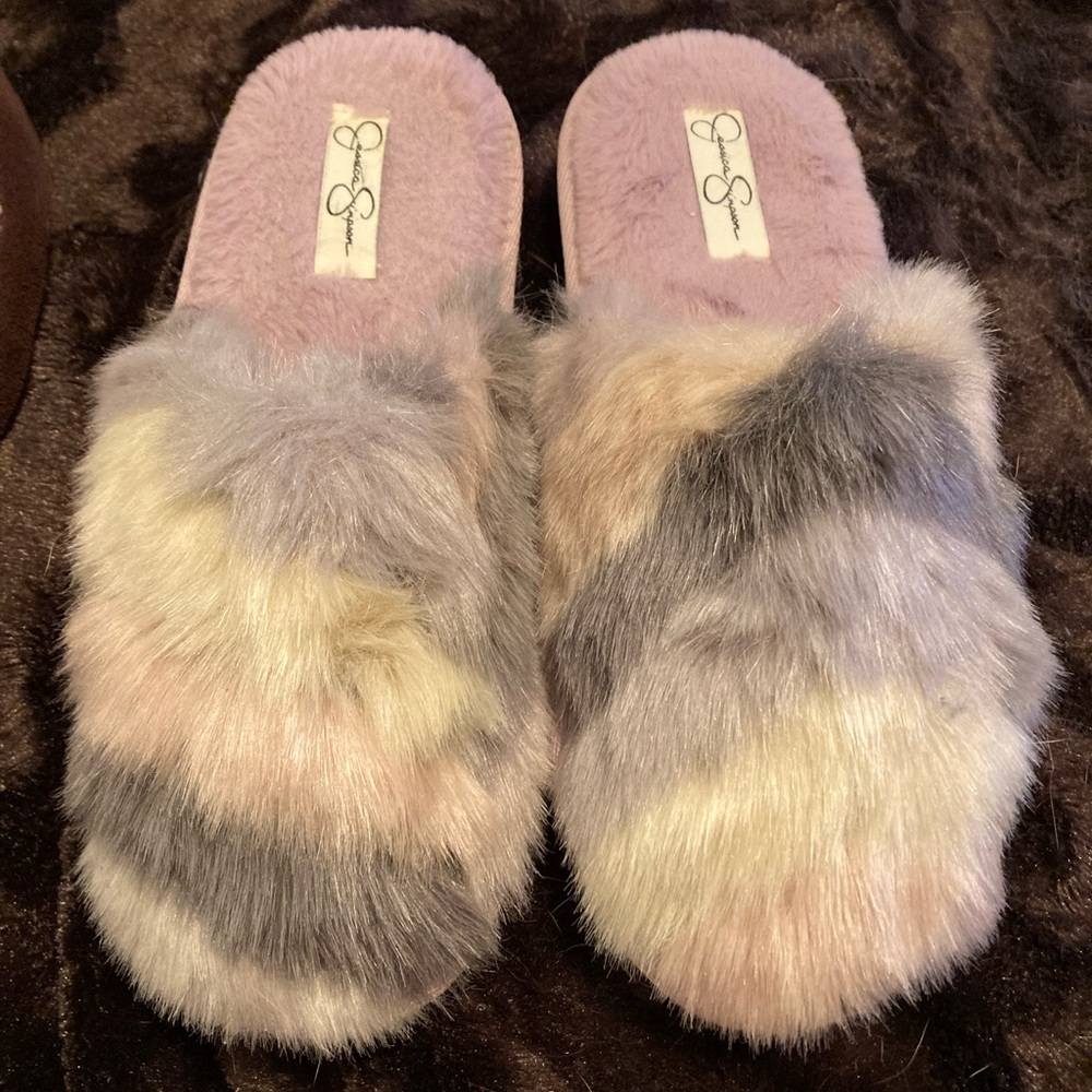 Fur slippers by Jessica Simpson sz.XL (W8-11)